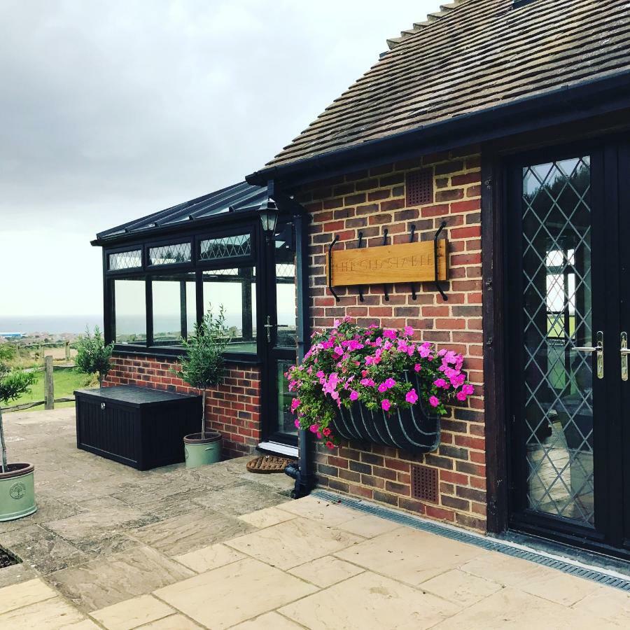 The Old Stable. Coombelands *